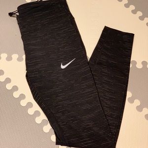 NEW Nike Leggings
